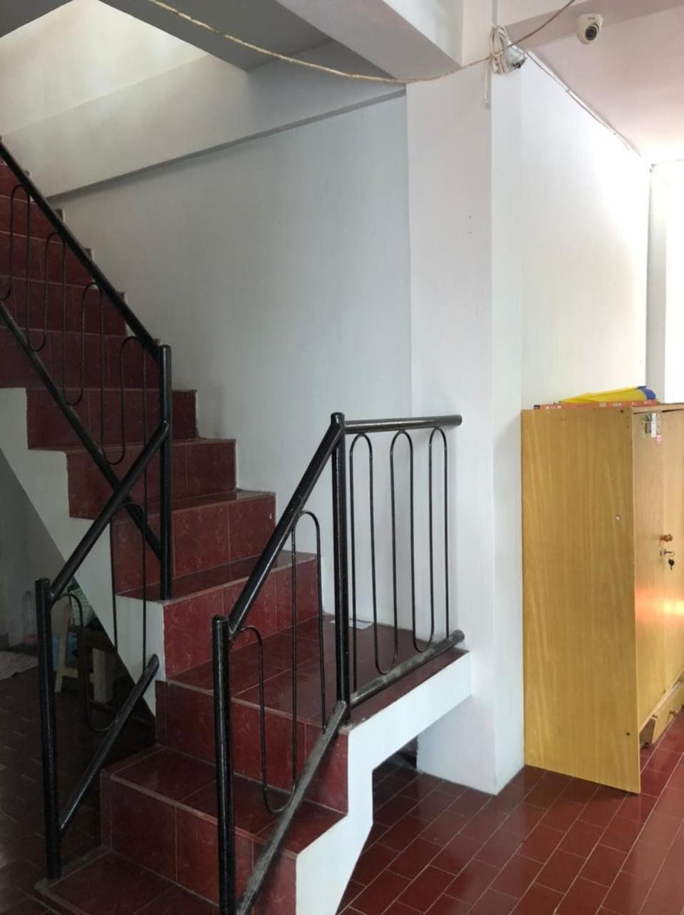 Oyo 90482 Rumah Oma Syariah Kupang (Surabaya) Exterior foto